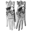 Стикер 55 𝐰𝐡𝐢𝐭𝐞 𝐫𝐢𝐛𝐛𝐨𝐧𝐬 𐙚