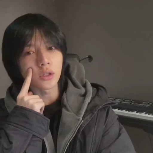 ♠️ Стикер «txt beomgyu» для Telegram