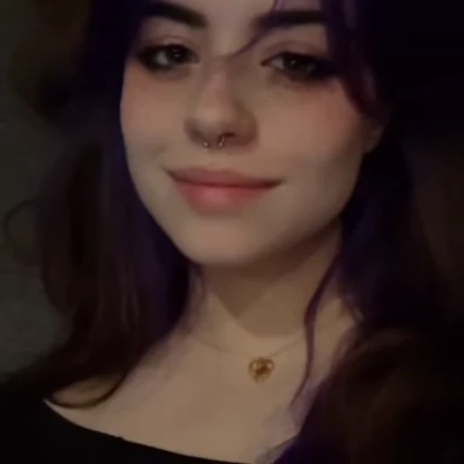 💗 Стикер «Hannah» для Telegram