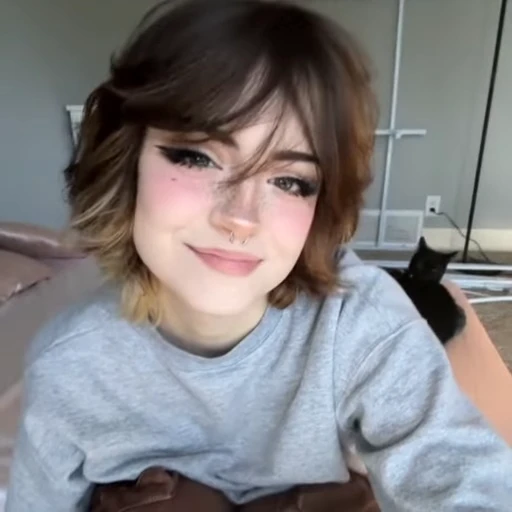 🫥 Стикер «Hannah Owo» для Telegram