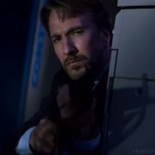 ⛓️‍💥 Стикер «Hans Gruber» для Telegram