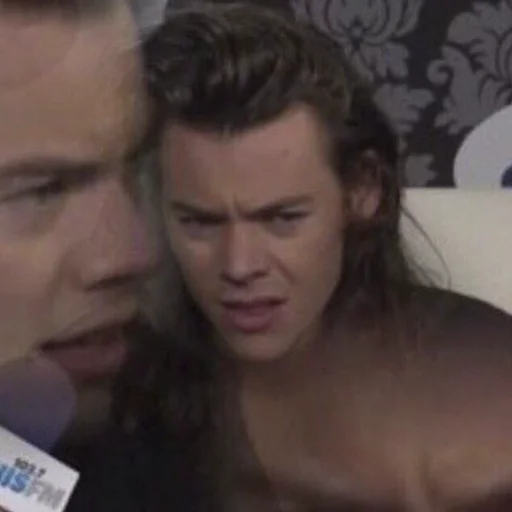 🤔 Стикер «Harry Styles» для Telegram