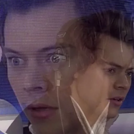 😧 Стикер «Harry Styles» для Telegram