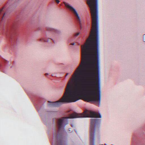 👍 Стикер «THE KPOP» для Telegram