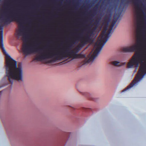 🙁 Стикер «THE KPOP» для Telegram