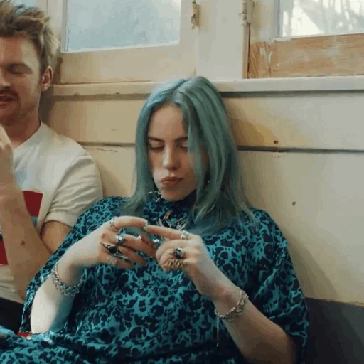 🐾 Стикер «Billie Eilish» для Telegram