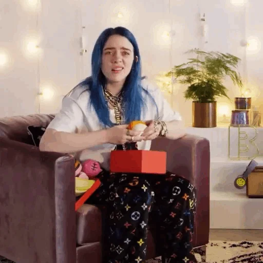 🐾 Стикер «Billie Eilish» для Telegram