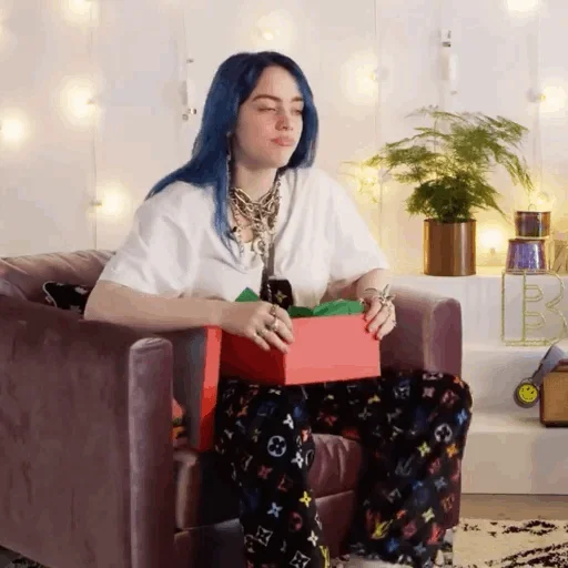 🐾 Стикер «Billie Eilish» для Telegram