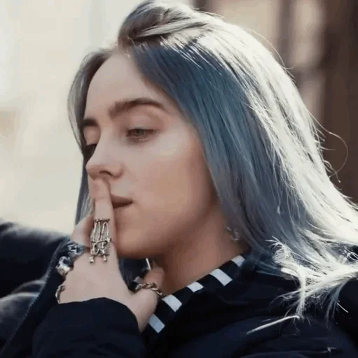 🐾 Стикер «Billie Eilish» для Telegram