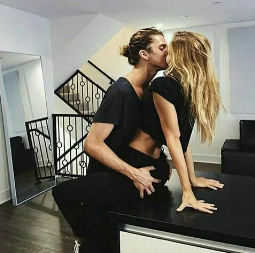 😘 Стикер «hatijoon» для Telegram