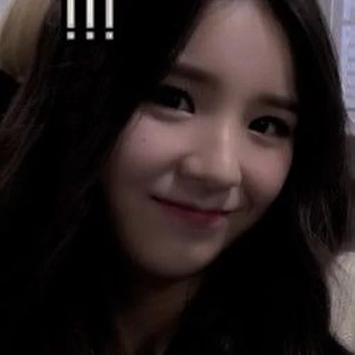 🐝 Стикер «HEEJIN DARK» для Telegram