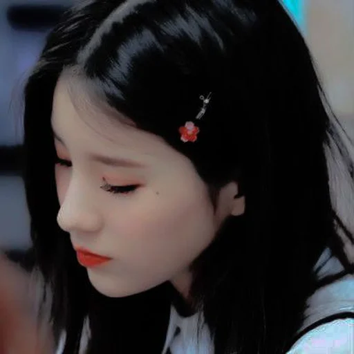 🐝 Стикер «HEEJIN DARK» для Telegram