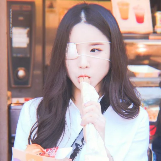 🌱 Стикер «jeon heejin» для Telegram