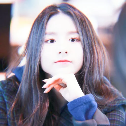 🌱 Стикер «jeon heejin» для Telegram