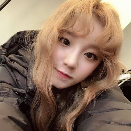 🌟 Стикер «yuqi» для Telegram