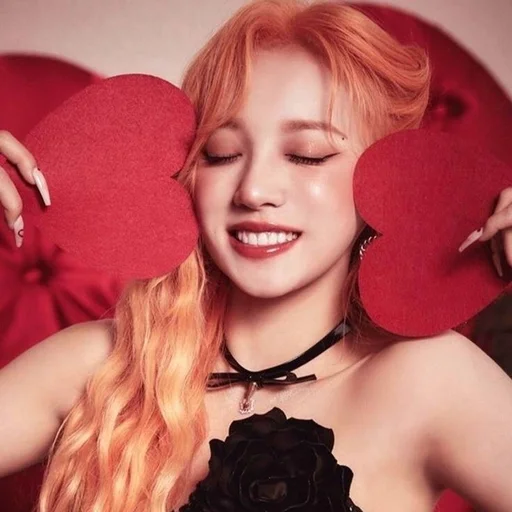 🌟 Стикер «yuqi» для Telegram
