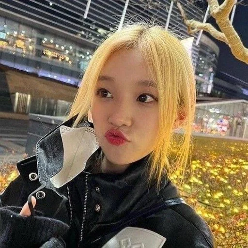 🌟 Стикер «yuqi» для Telegram