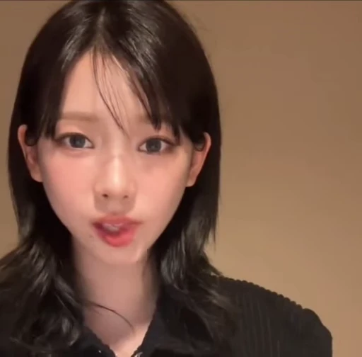 🌟 Стикер «KARINA» для Telegram
