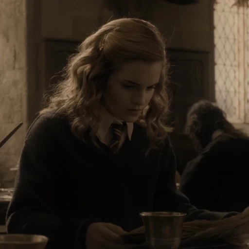 🔮 Стикер «Hermione Granger» для Telegram