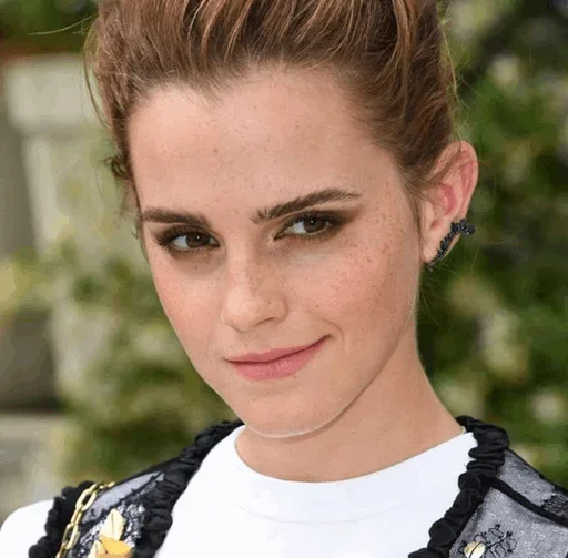 😙 Стикер «Hermione Granger» для Telegram