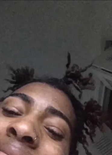 🤗 Стикер «xxxtentacion» для Telegram