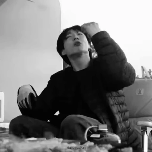 🌟 Стикер «jungkook juon» для Telegram