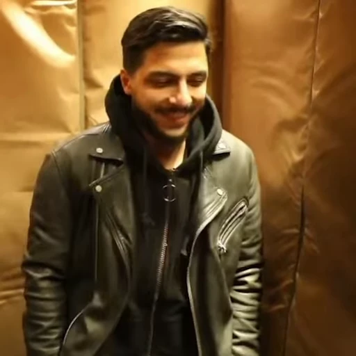 😂 Стикер «hiddenoficial» для Telegram