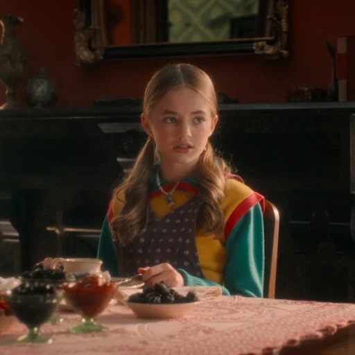 🧁 Стикер «Holly Wheeler» для Telegram