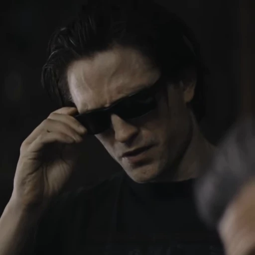 😎 Стикер «movie mood» для Telegram