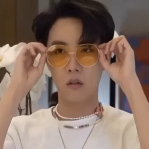 Стикерпак hoseok для Telegram