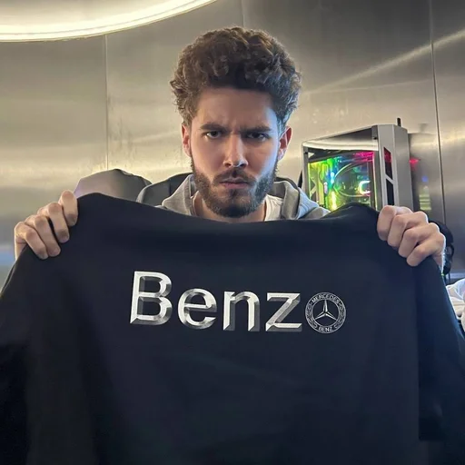 🏎 Стикер «Hozayeva gang» для Telegram