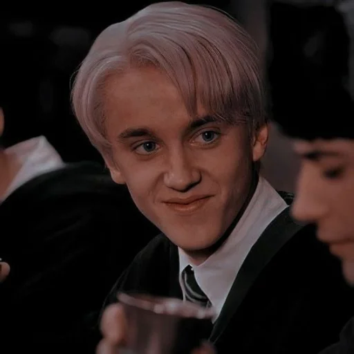 😏 Стикер «Fucking Draco Malfoy» для Telegram