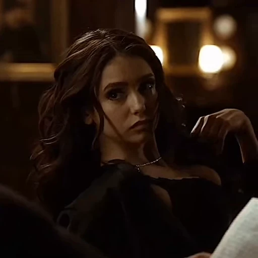 💋 Стикер «Kᴀᴛhᴇrinᴇ Piᴇrᴄᴇ» для Telegram