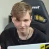 Стикер 7 😂 Видео набор эмоджи с игроком и стримером m0NESYof