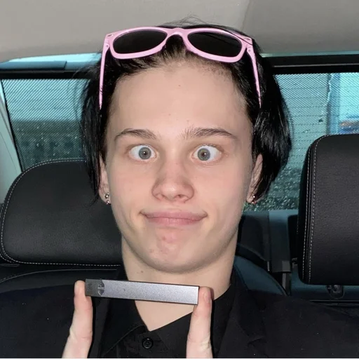 🤩 Стикер «Даня Милохин» для Telegram