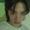 😏 Эмодзи «꒰? hyunjin» для Telegram