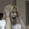 😢 Эмодзи «꒰? hyunjin» для Telegram