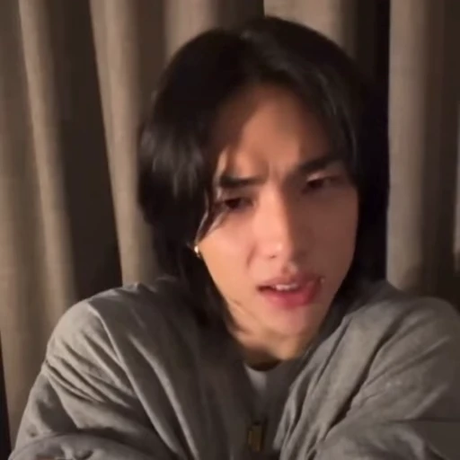 😡 Стикер «hwang hyunjin» для Telegram