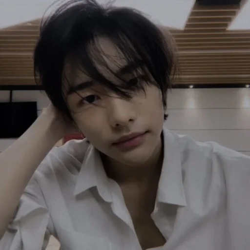 🎸 Стикер «HWANHYUNJIN» для Telegram