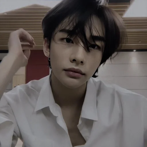 🎸 Стикер «HWANHYUNJIN» для Telegram