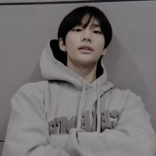 🎸 Стикер «HWANHYUNJIN» для Telegram