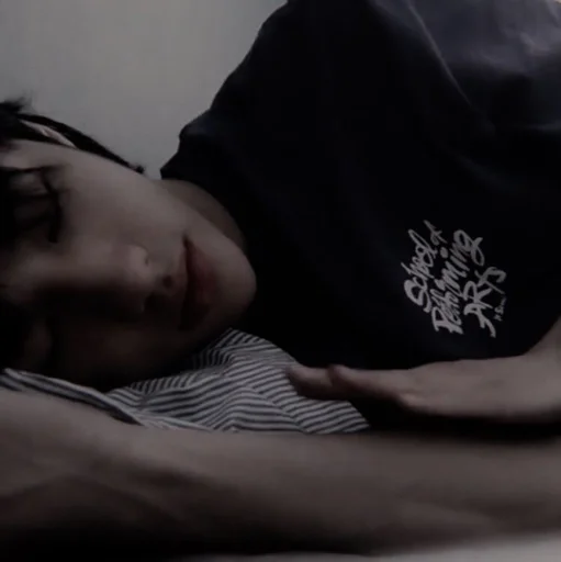 🎸 Стикер «HWANHYUNJIN» для Telegram