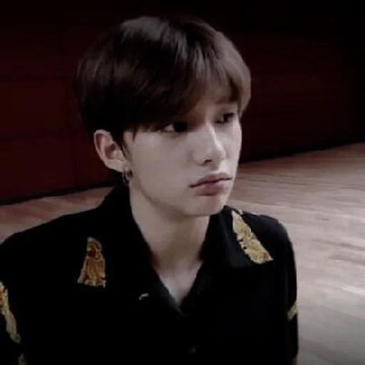 🎸 Стикер «HWANHYUNJIN» для Telegram
