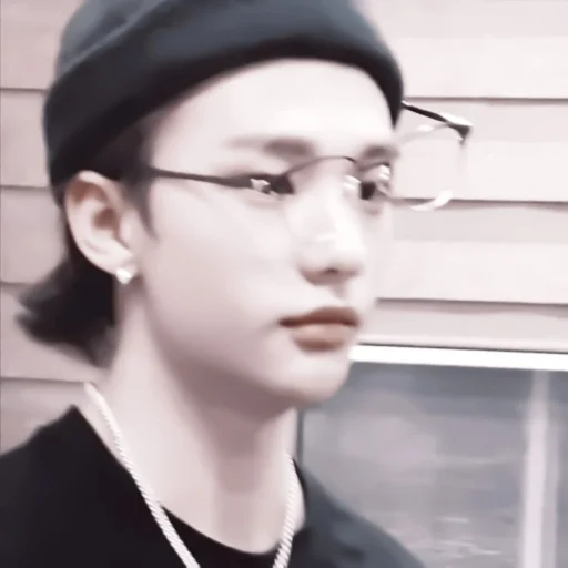 🪗 Стикер «Hwang Hyunjin» для Telegram