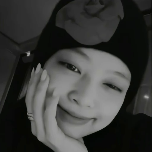 🪄 Стикер «blackpink JENNIE» для Telegram