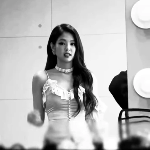 ⚫ Стикер «blackpink JENNIE» для Telegram