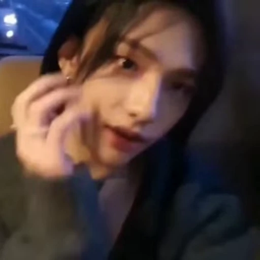 🌟 Стикер «hyun bhyun» для Telegram