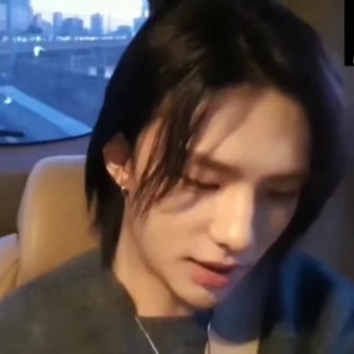 🌟 Стикер «hyun bhyun» для Telegram