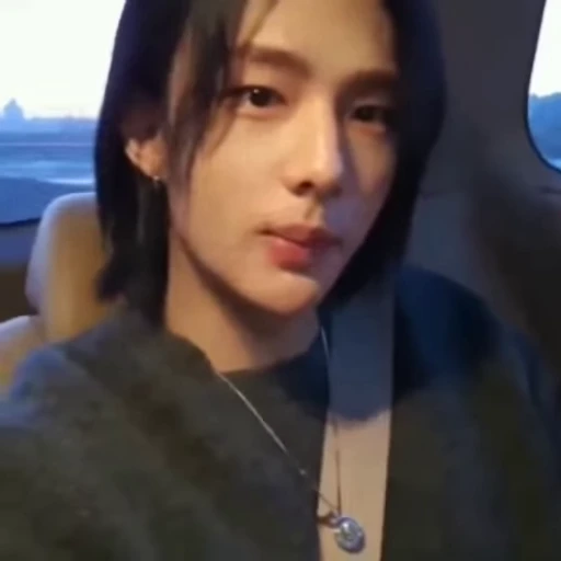 🌟 Стикер «hyun bhyun» для Telegram