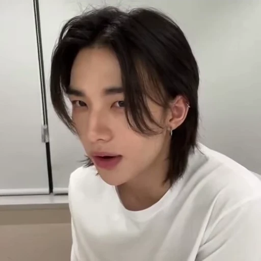 💋 Стикер «안뇽 Stray Kids» для Telegram